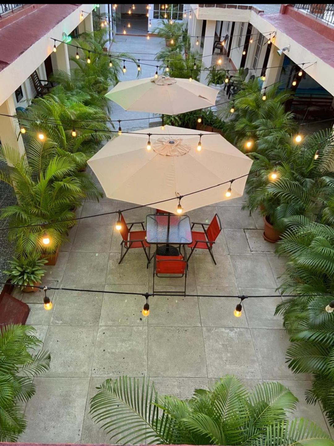 Hotel El Reformador Puerto Barrios Exteriér fotografie